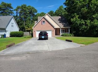 105 Bridge Tender Cv, Sneads Ferry, NC 28460
