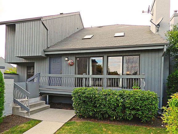 Front- 2skylights in living