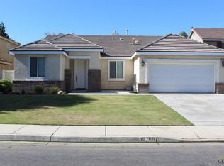 10709 Desert View Pl, Bakersfield, CA 93311