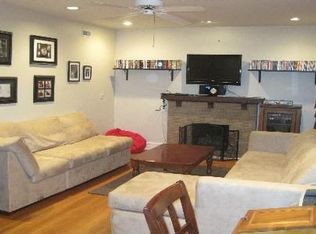 1620 W Diversey Pkwy #2C, Chicago, IL 60614