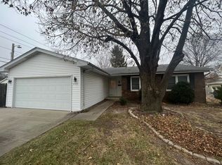 2405 W Iles Ave, Springfield, IL 62704