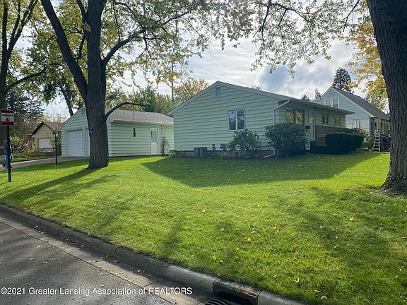 2nd image of 230 Harriet Ave