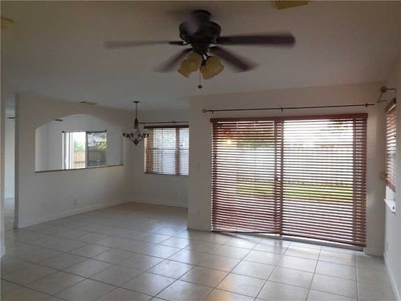 5th image of 4822 NW 15th St