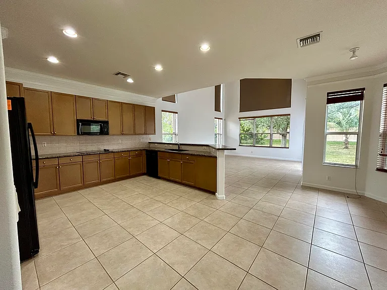 9249 Pineville Dr — Photo 6