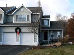 24 Waterford Cir, Washingtonville, NY 10992