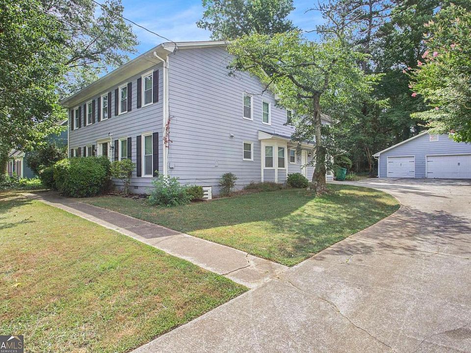 1st image of 4421 Apple Tree Dr