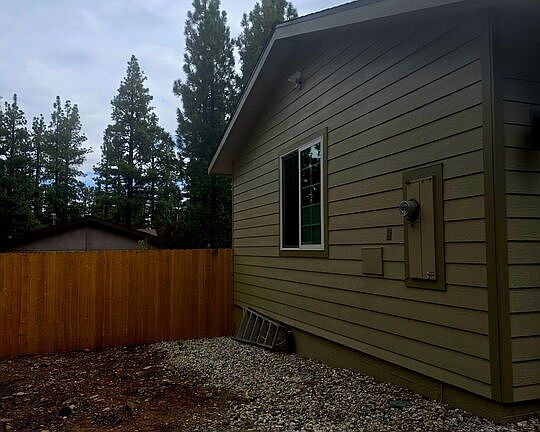 5th image of 2049 Mahogany Ln