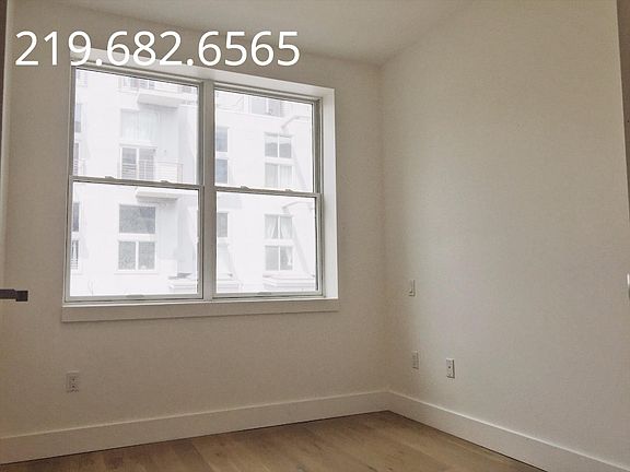 3rd image of 87 Montrose Ave APT 03F