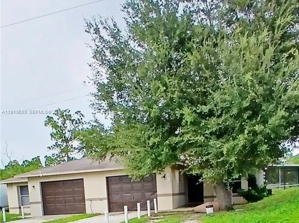 1216/1218 W 12th St, Lehigh Acres, FL 33972