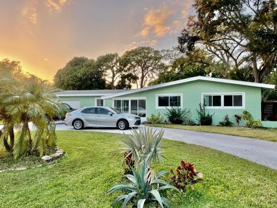 6821 4th St S, Saint Petersburg, FL, 33705