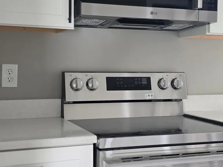 417 Summit Ave — Photo 8
