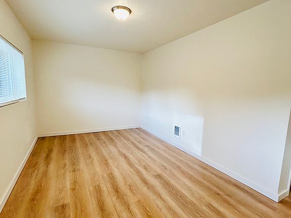 2nd image of 16565 21st Ave NE #1/2