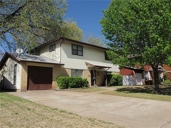 2nd image of 1213 Quill Dr