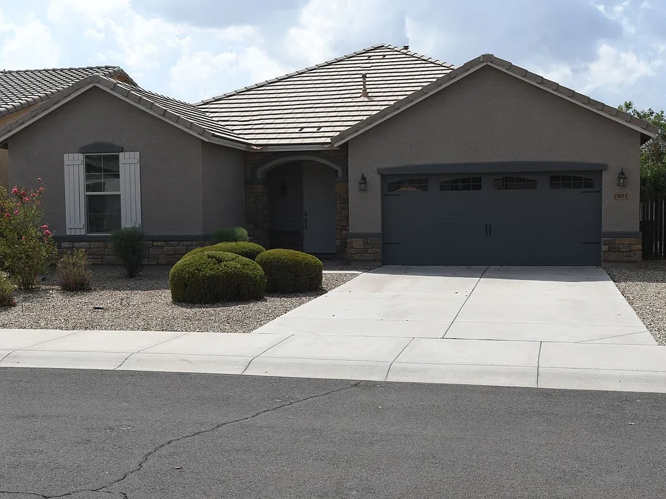 15611 W Westview Dr