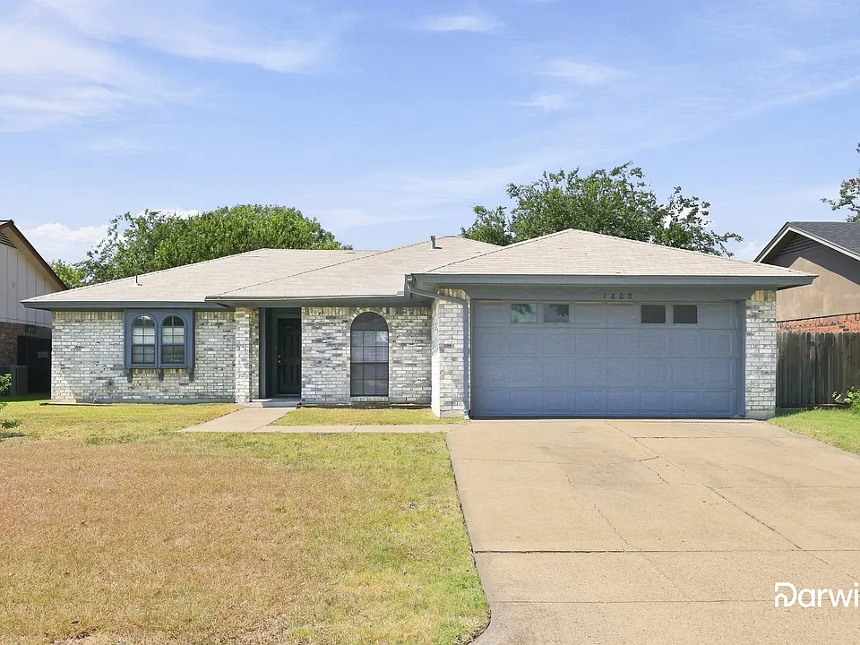 1800 Willow Vale Dr