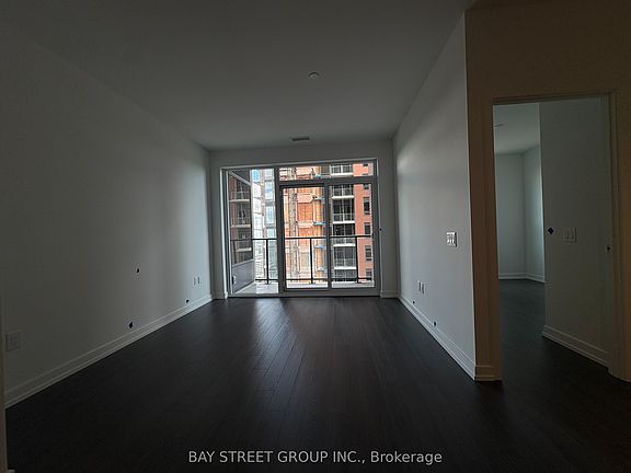 3rd image of 4010 Eglinton Ave W #1822