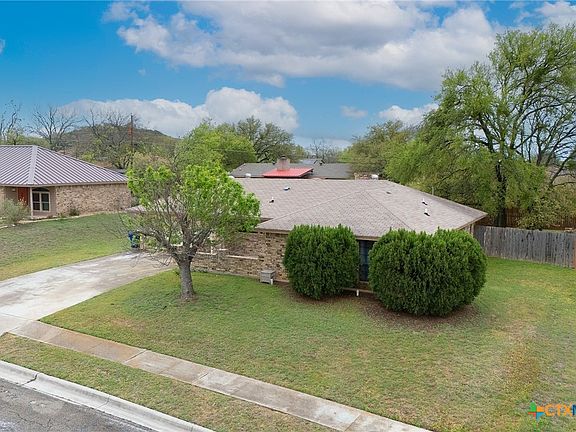 3rd image of 2316 Whitney Dr