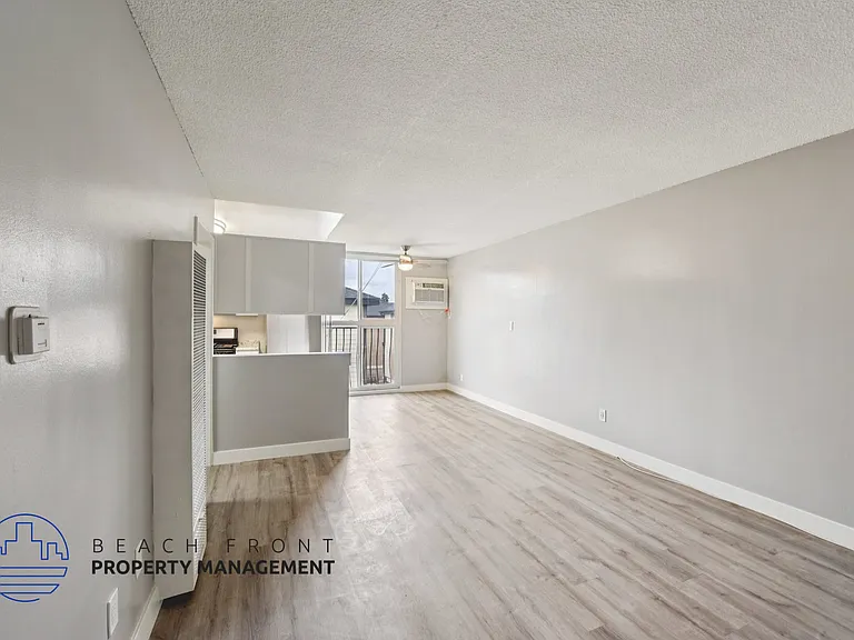 325 S. Almansor — Photo 14