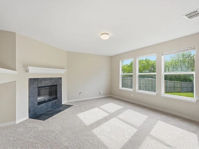 3009 Dusty Oak Dr — Photo 6
