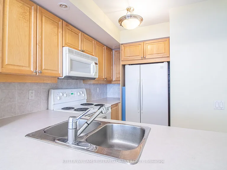 5 Northtown Way #1007 — Photo 2