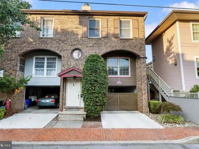 617 Showers St, Harrisburg, PA, 17104