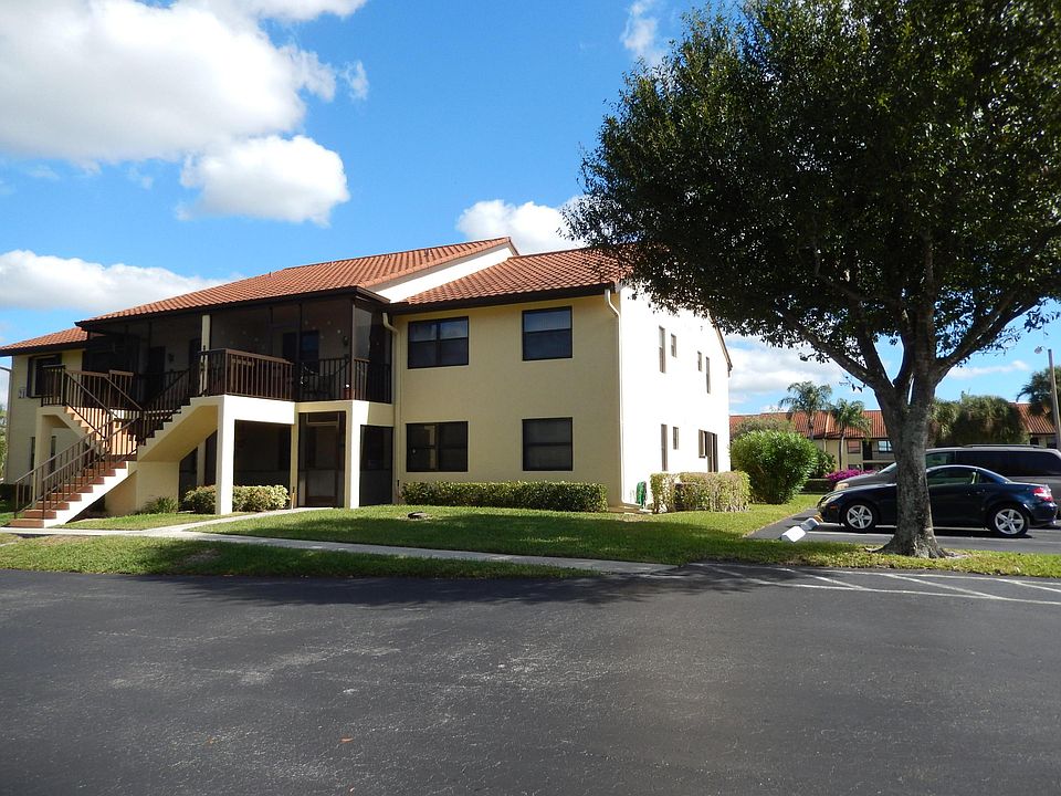 1st image of 4707 LUCERNE LAKES Boulevard E #202