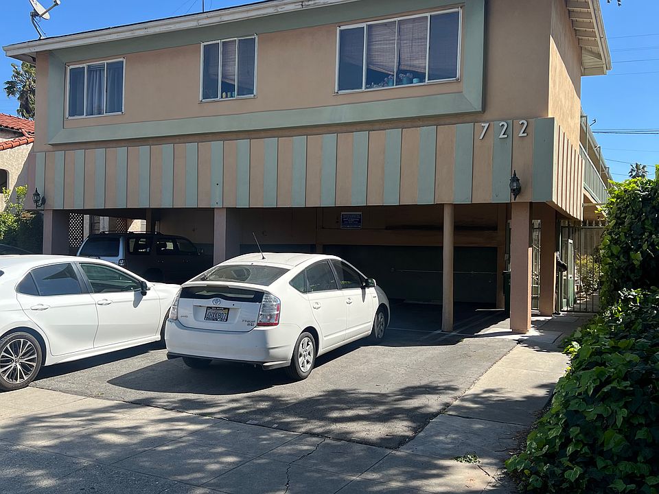 1st image of 722 N Hayworth Ave APT 10