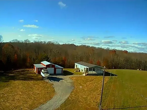 735 Pages Ln, Smithville, TN 37166