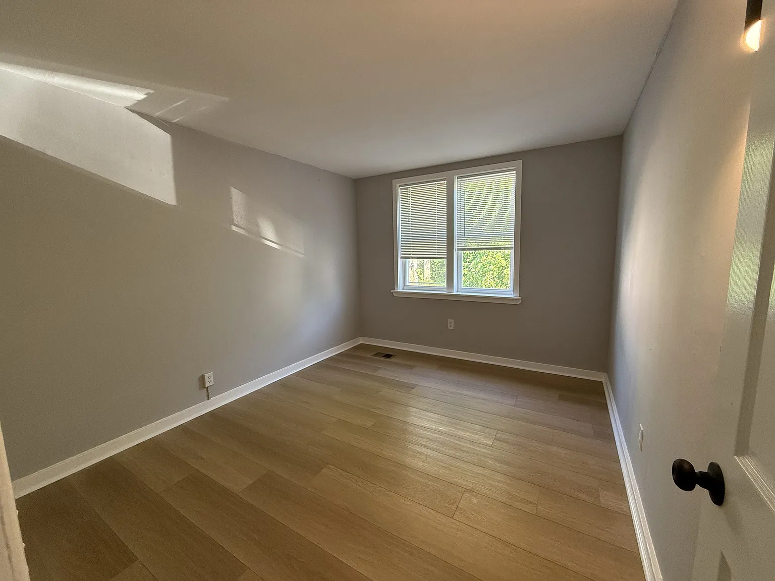 430 E Mechanic Street - 1 — Photo 4