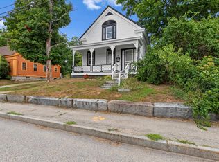 19 Grove St, Farmington, NH 03835