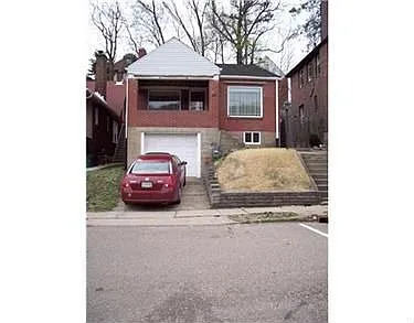 5 Maplewood St photo 1