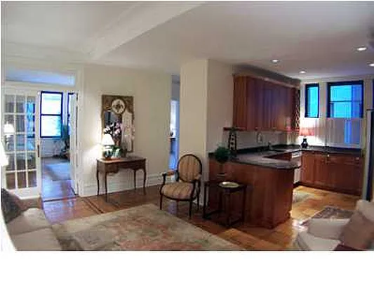 Sold by Ann Ferguson, LLC | media 5