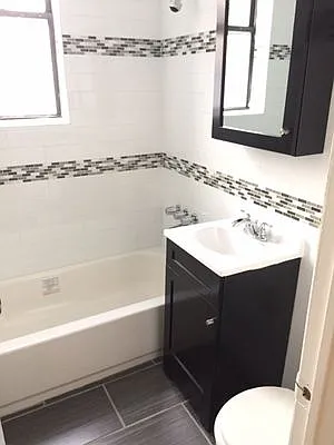 Rented by Lang Realty LLC | media 11