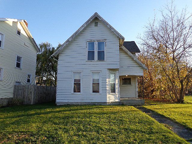 1st image of 969 E Center St