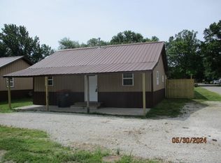 802 E A St, Commerce, OK 74339