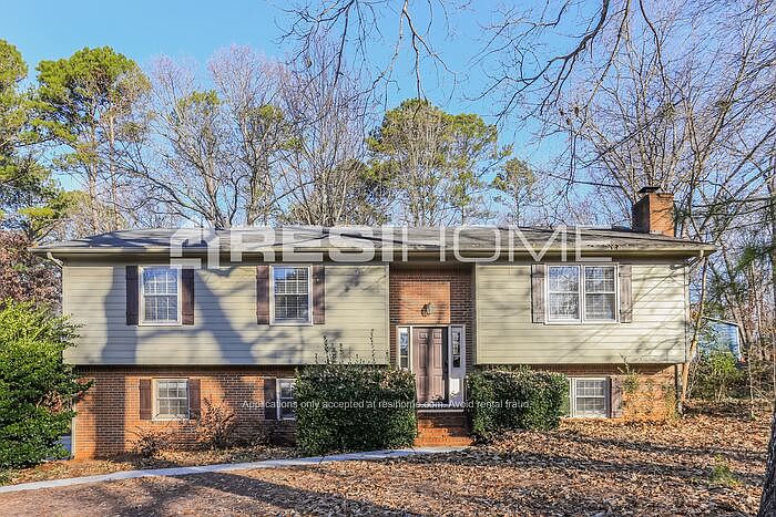 1st image of 1798 Brandy Woods Dr SE