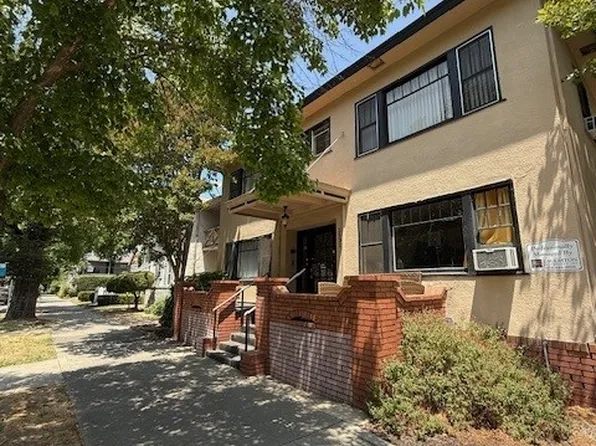 2531 P St APT 1, Sacramento, CA 95816