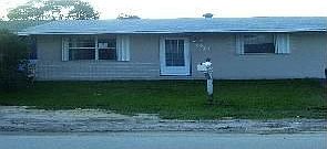 2nd image of 1921 SW 69th Ave