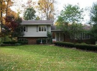 2814 Belgrave Rd, Pepper Pike, OH 44124