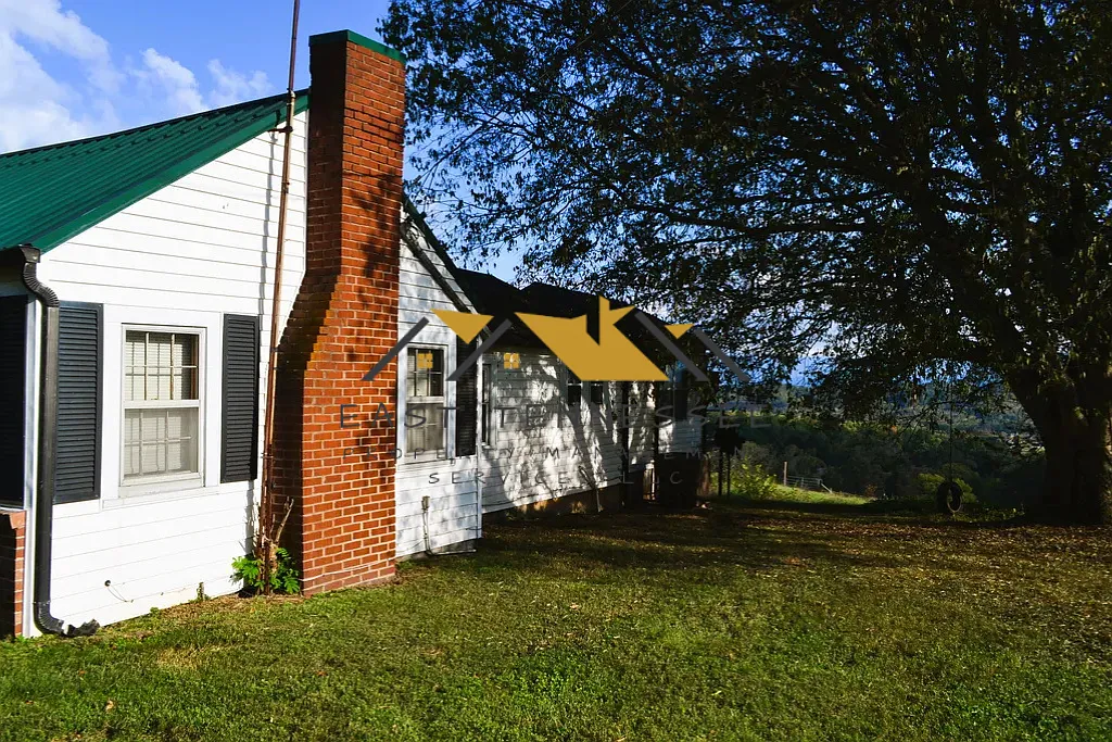 2 bed, 1000 sqft, $1,500 — Photo 3
