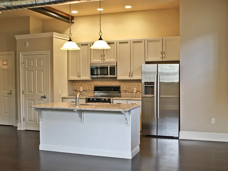 219 E King St #1 — Photo 4