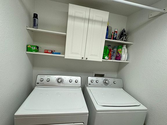 4th image of 23515 E Platte Dr #9-D