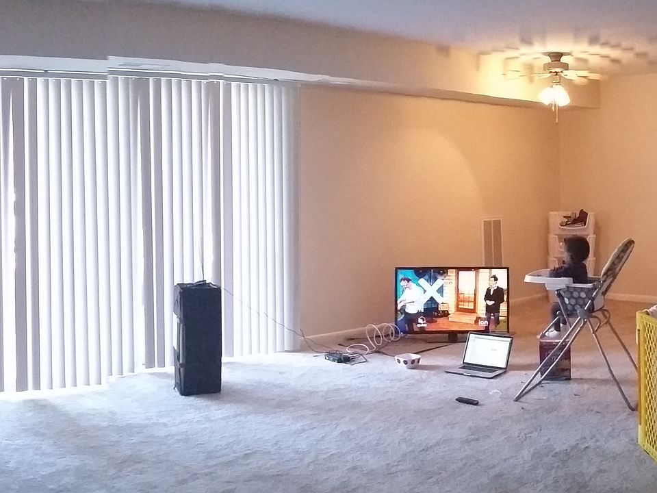 2nd image of 7606 Fontainebleau Dr APT 203