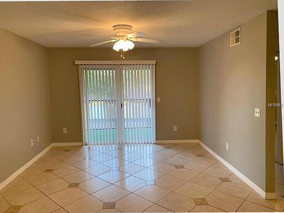 4th image of 712 Crest Pines Dr APT 327