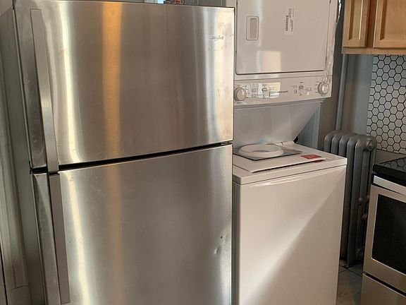 5th image of 3546 W Fullerton Ave #1