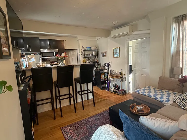 35 N Margin St #4 — Photo 9