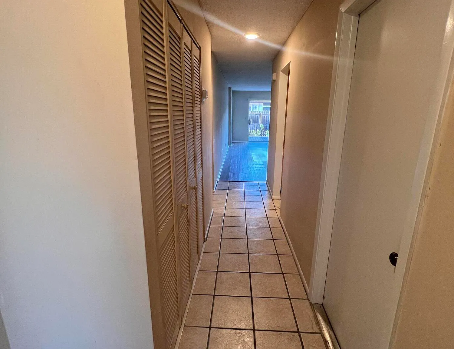 1116 Mary Joye Ave — Photo 4