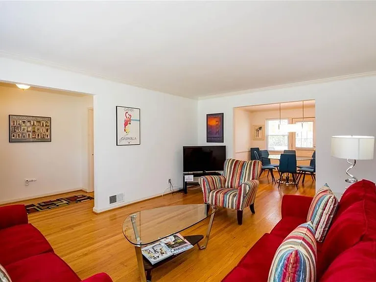 1536 Beech Valley Way NE — Photo 10
