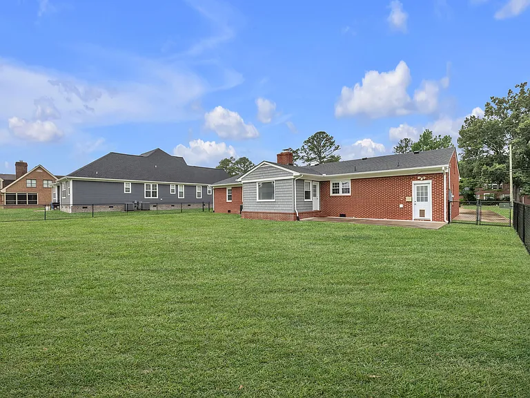 525 Dove Dr — Photo 35