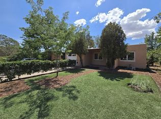 130 Solana Dr, Santa Fe, NM 87501